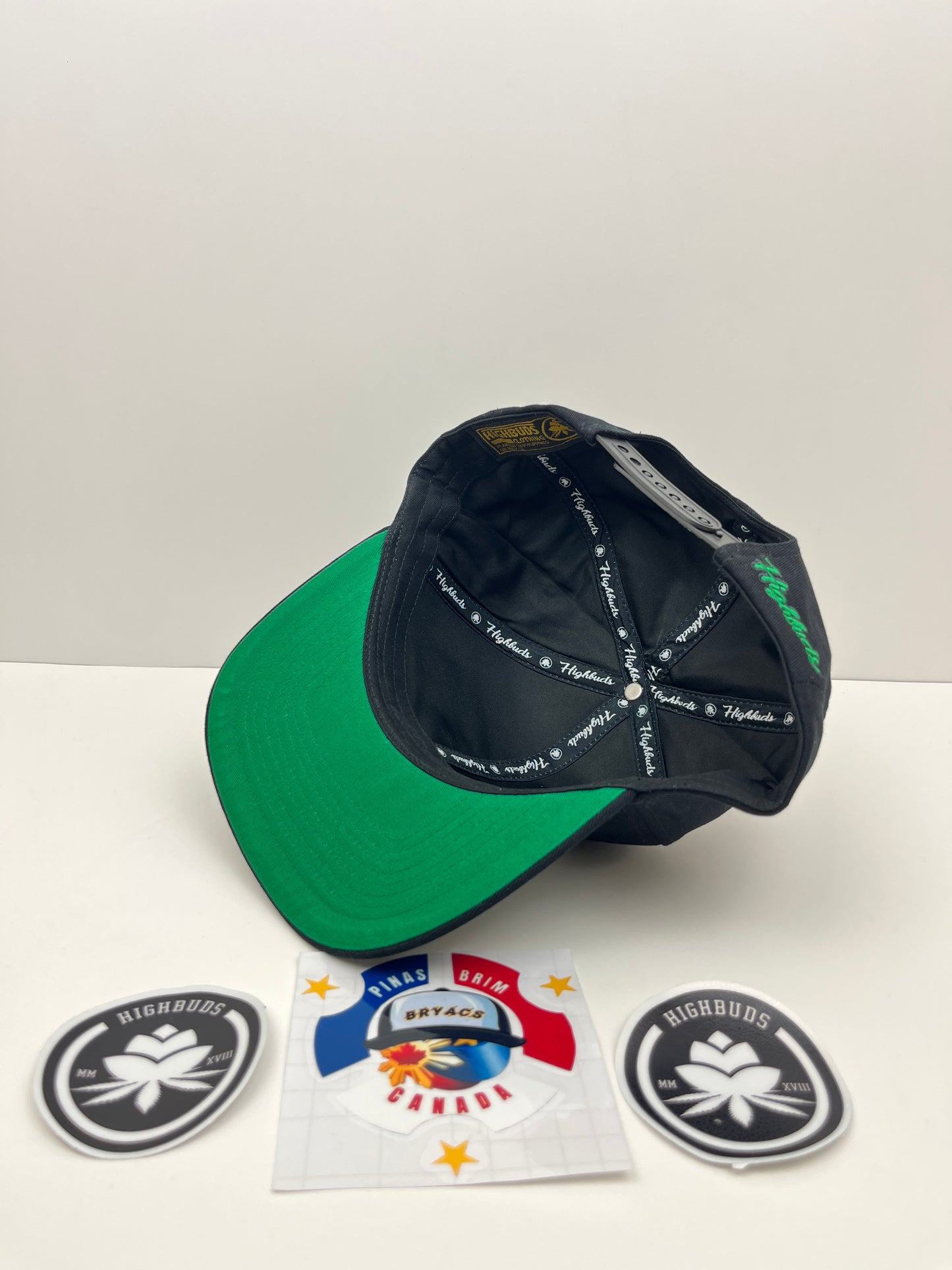 𝐇𝐠𝐡𝐛𝐝𝐬 𝐒𝐦𝐨𝐤𝐢𝐧𝐠 𝐓𝐢𝐠𝐞𝐫