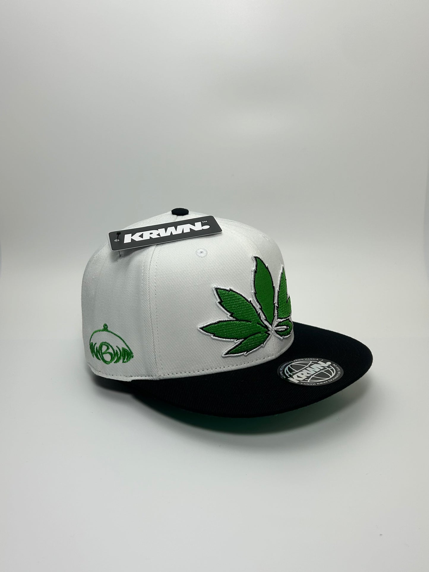Krown x WBW Wila Leaf White