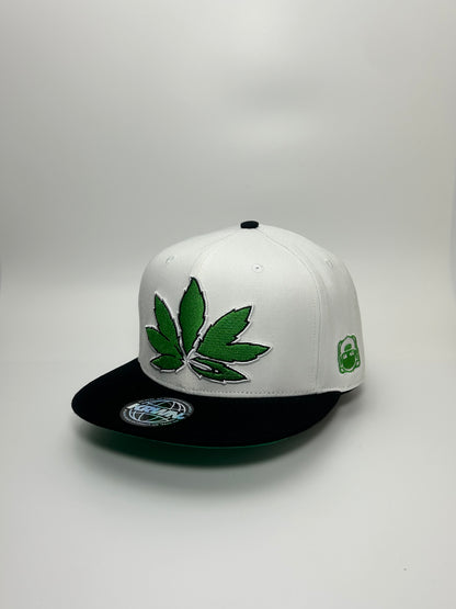 Krown x WBW Wila Leaf White
