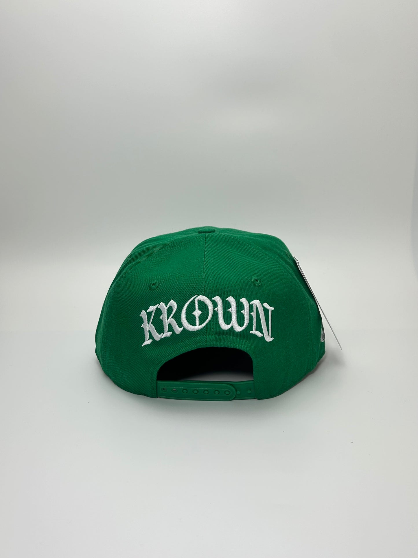 Krown x WBW Wila Leaf Green