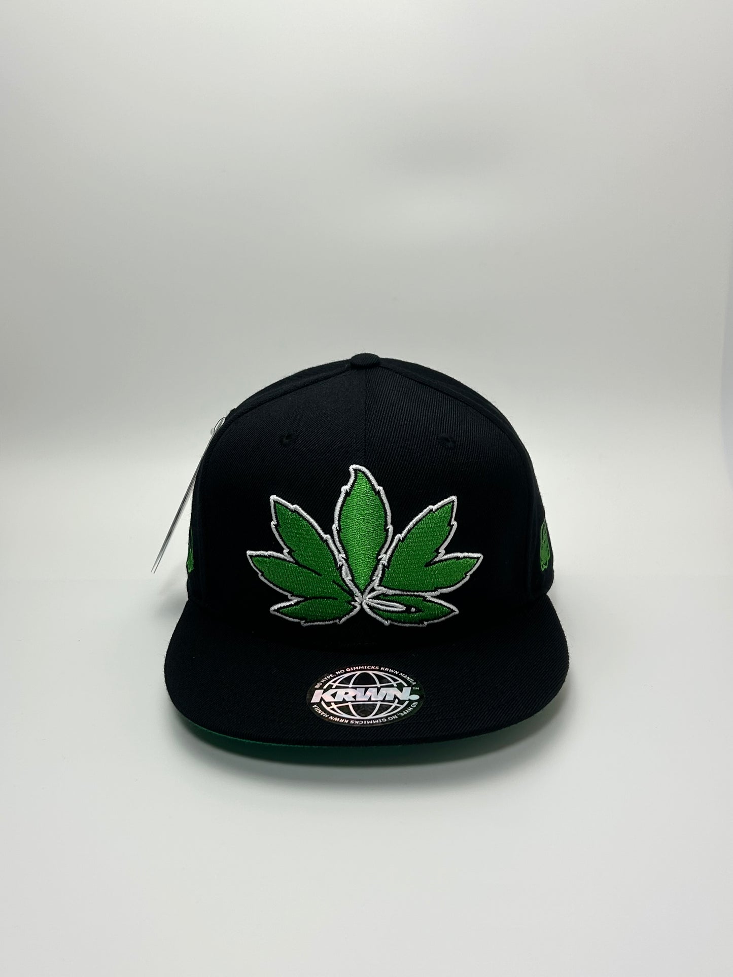 Krown x WBW Wila Leaf Black