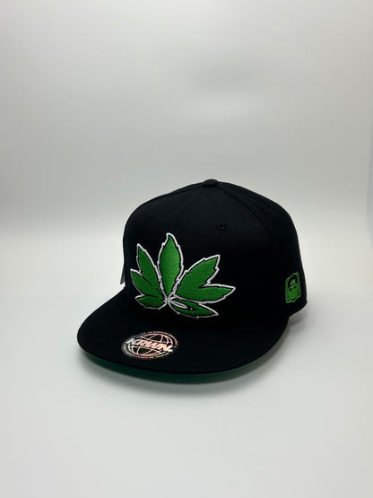 Krown x WBW Wila Leaf Black